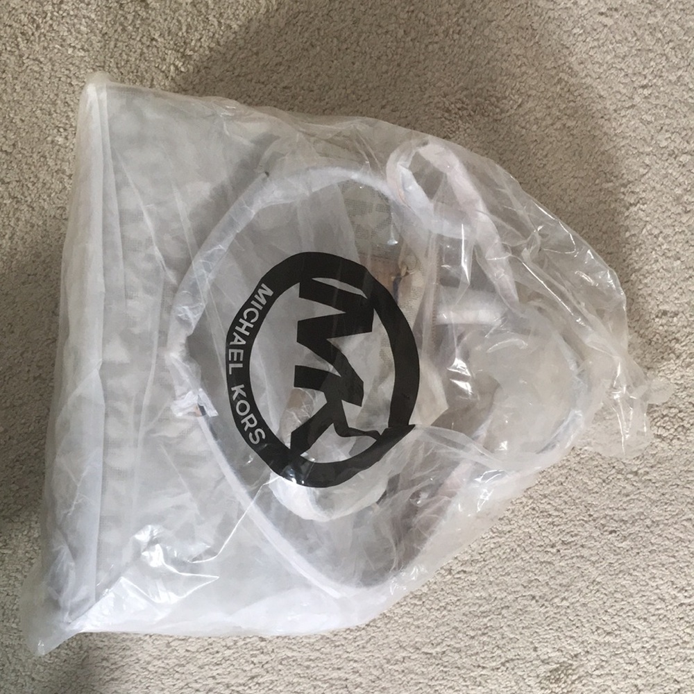 Micheal kors tote bag